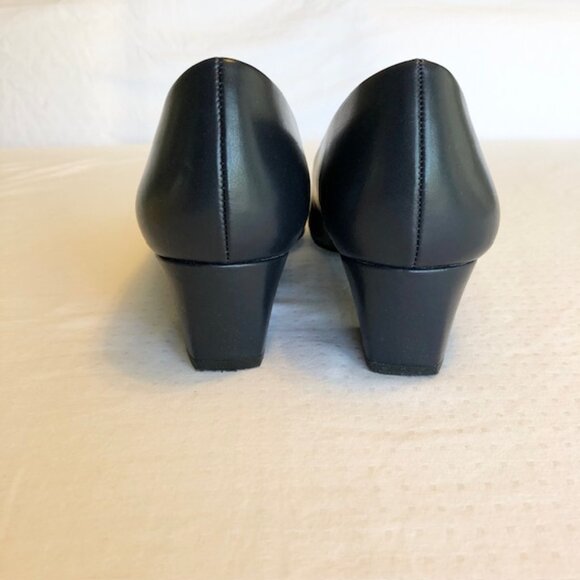 Navy Blue Pumps Easy Street 9.5M Career 2" Block Heel Style - Picture 3 of 10